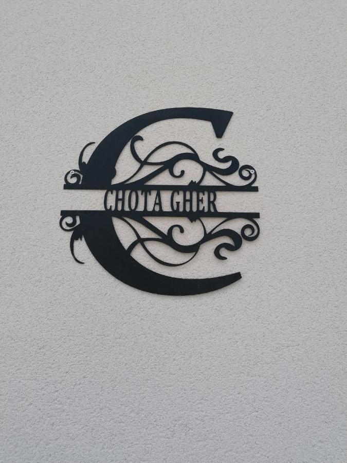 Chota Gher Apartment Уиднис Екстериор снимка