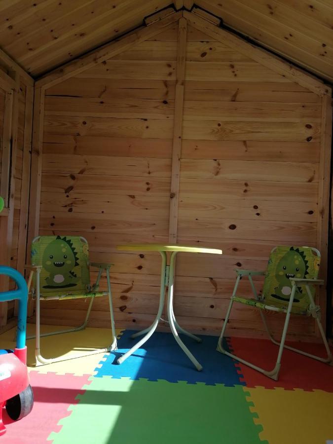 Chota Gher Apartment Уиднис Екстериор снимка